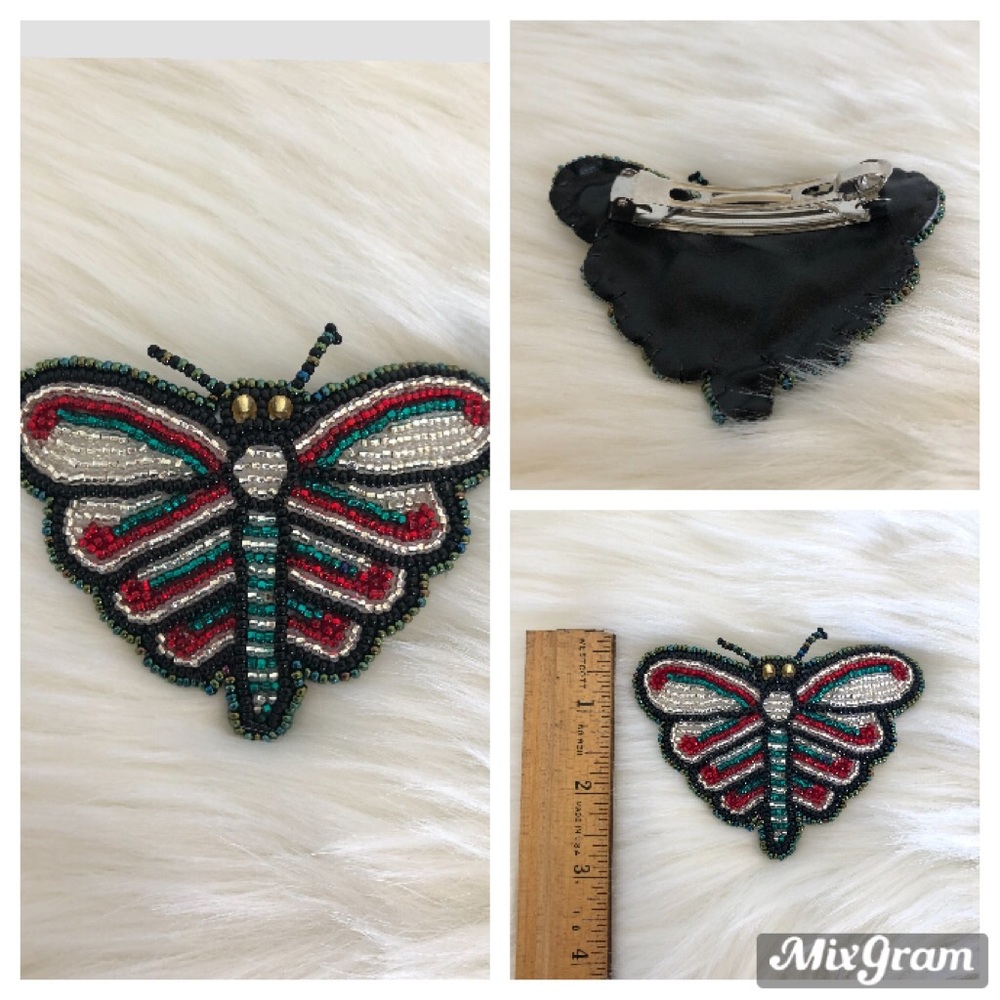✨NWOT✨ Handsewn, Seed Bead Moth Hair Barrette